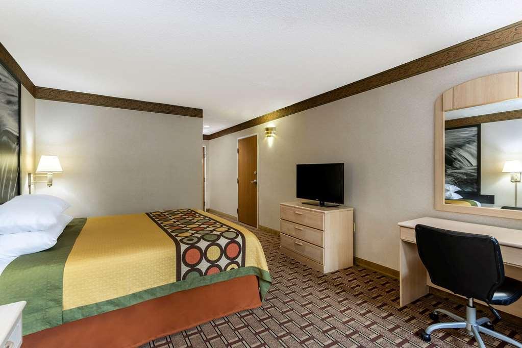 Super 8 By Wyndham Marysville/Port Huron Area Dış mekan fotoğraf