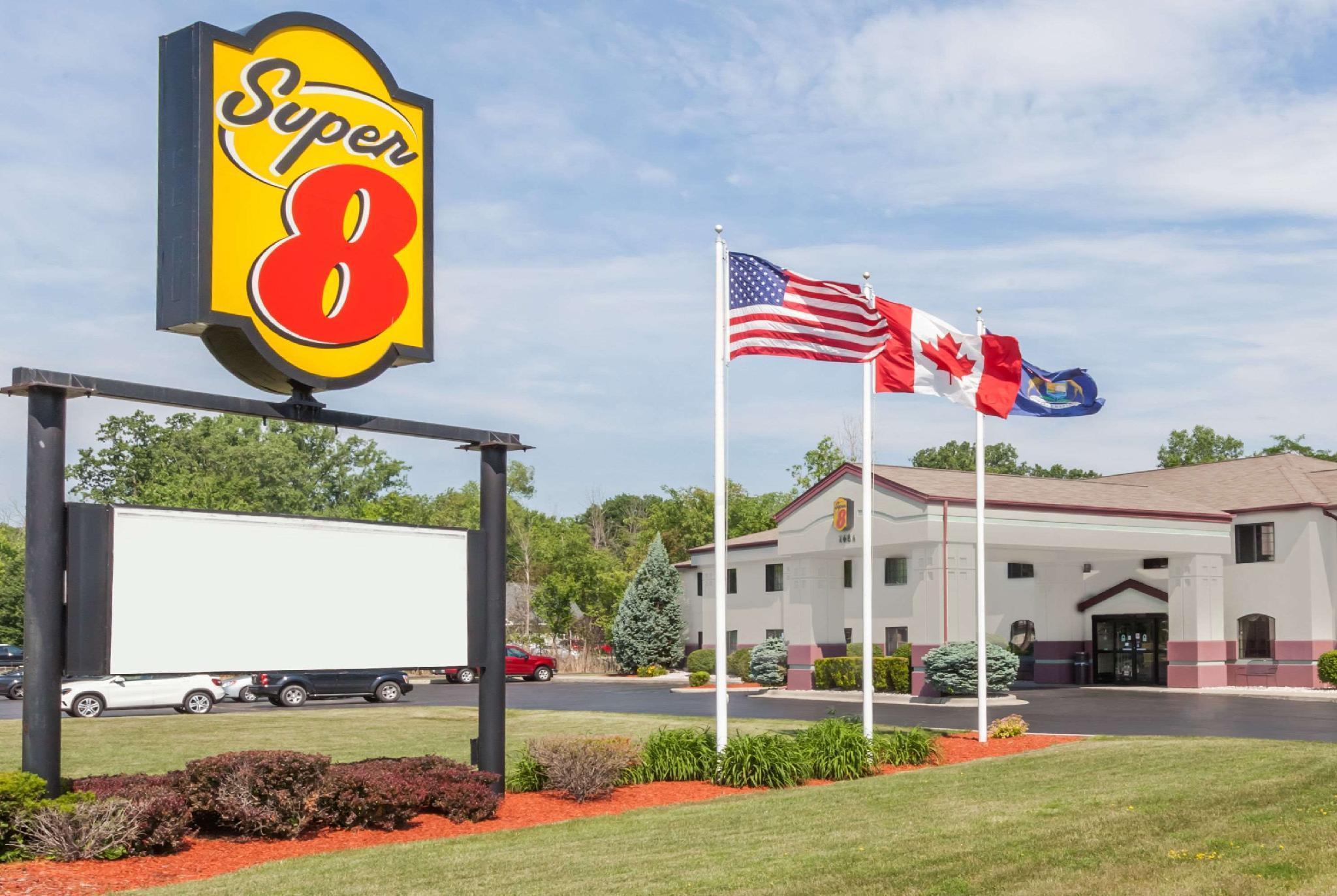 Super 8 By Wyndham Marysville/Port Huron Area Dış mekan fotoğraf