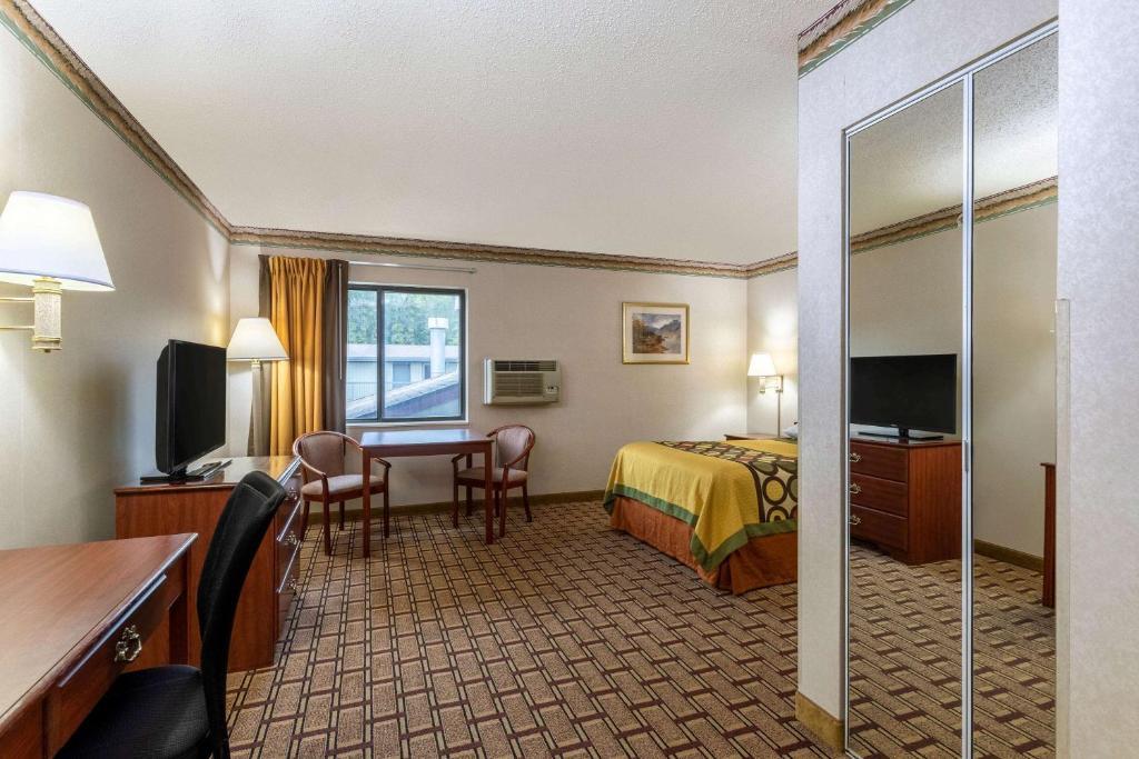 Super 8 By Wyndham Marysville/Port Huron Area Dış mekan fotoğraf