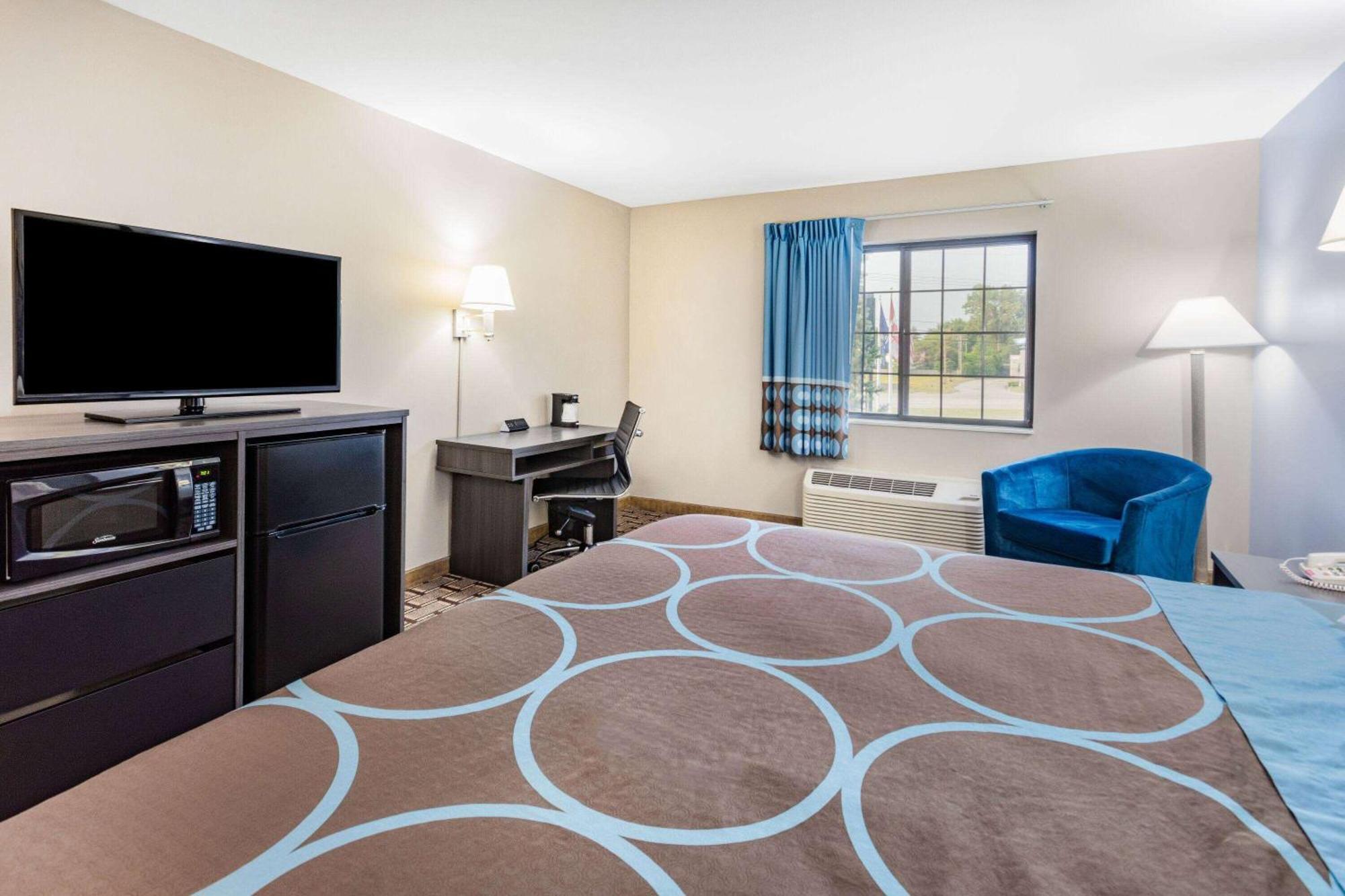 Super 8 By Wyndham Marysville/Port Huron Area Dış mekan fotoğraf