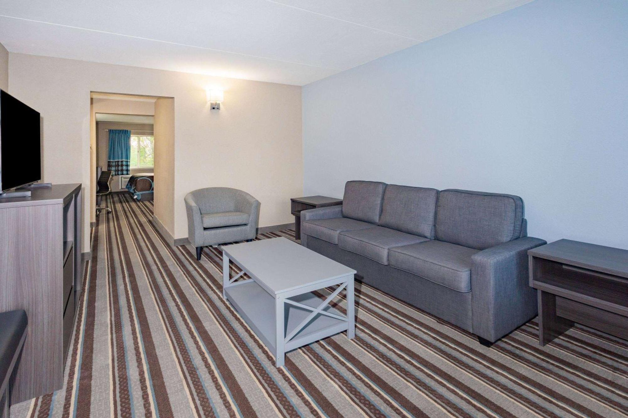 Super 8 By Wyndham Marysville/Port Huron Area Dış mekan fotoğraf