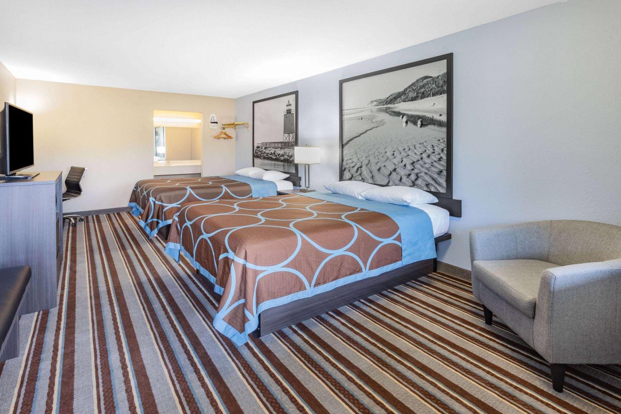 Super 8 By Wyndham Marysville/Port Huron Area Dış mekan fotoğraf