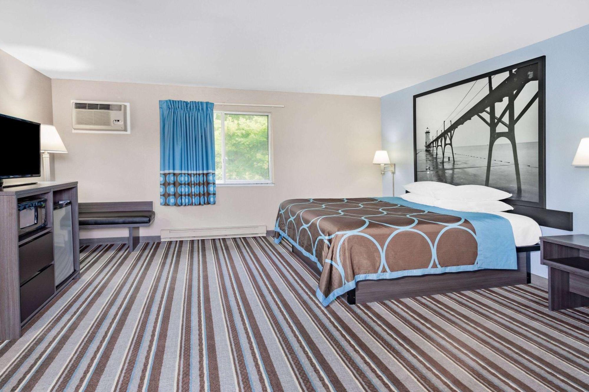 Super 8 By Wyndham Marysville/Port Huron Area Dış mekan fotoğraf