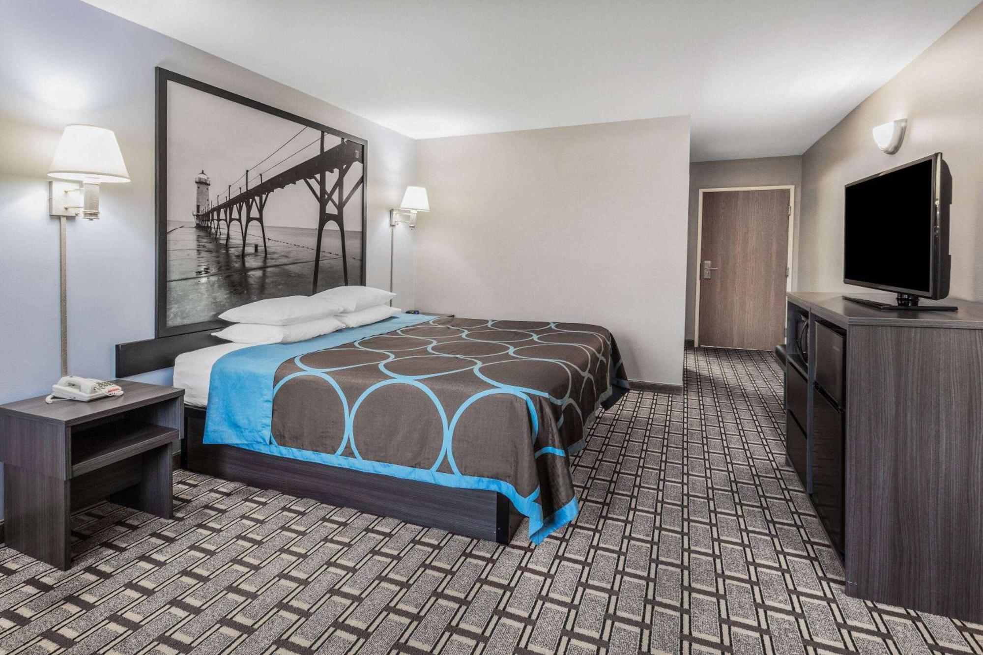 Super 8 By Wyndham Marysville/Port Huron Area Dış mekan fotoğraf